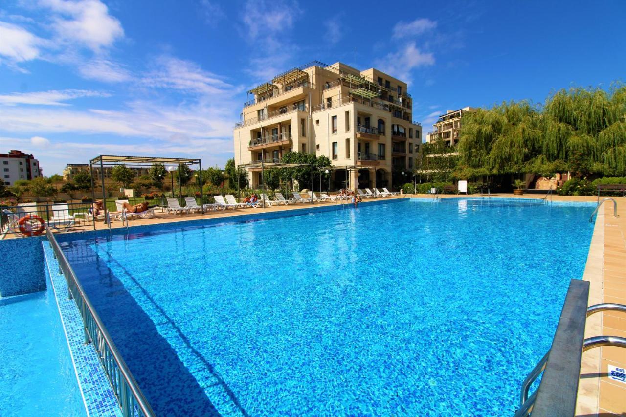 Sorrento - Menada Apartments Sveti Vlas Exteriér fotografie