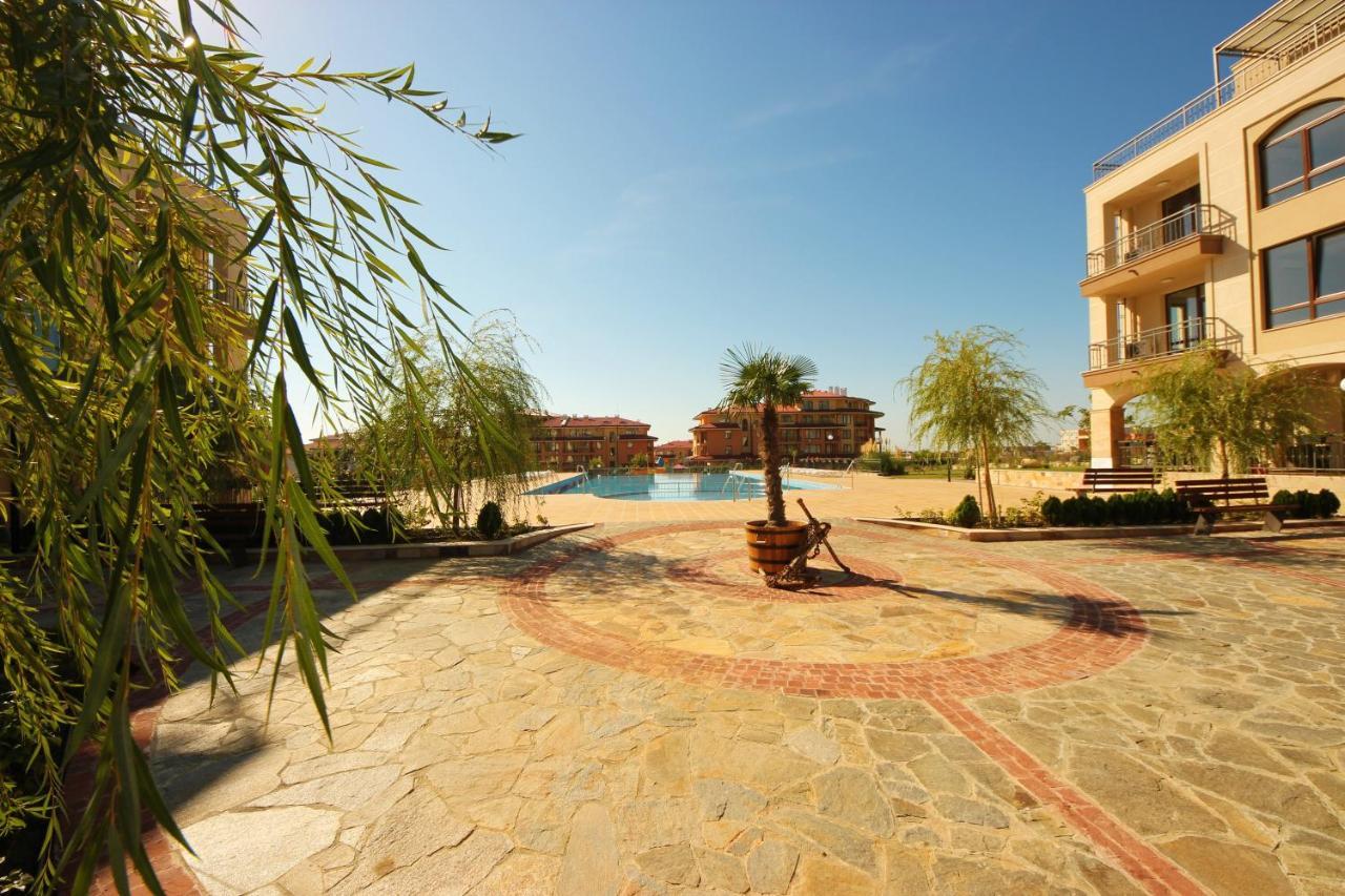 Sorrento - Menada Apartments Sveti Vlas Exteriér fotografie