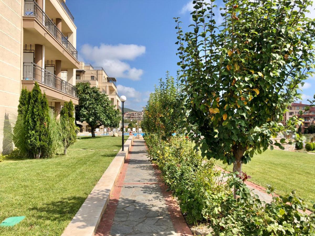 Sorrento - Menada Apartments Sveti Vlas Exteriér fotografie