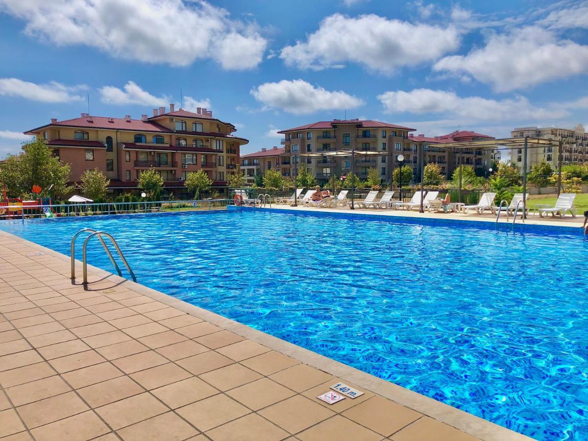 Sorrento - Menada Apartments Sveti Vlas Exteriér fotografie